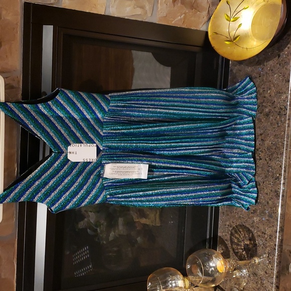 Nwt DRESS THE POPULATION Women's Haley Sleeveless Plunging Fit & Flare Pleated - Picture 10 of 13